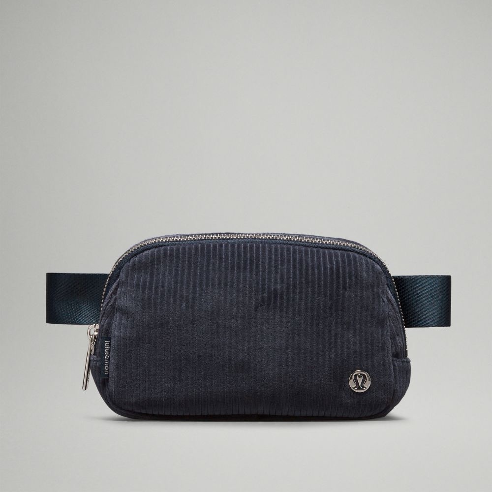 NWT Lululemon Everywhere Belt Bag